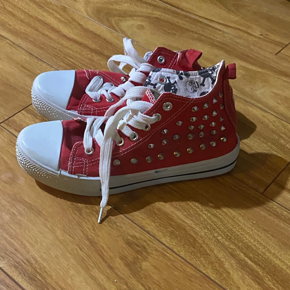 Charles Albert Red Sneakers with Metallic Studs